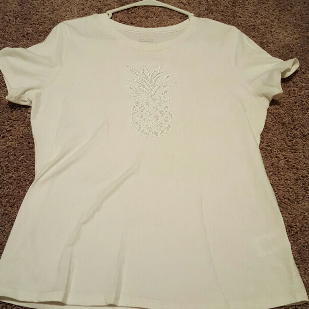 Pineapple t shirt